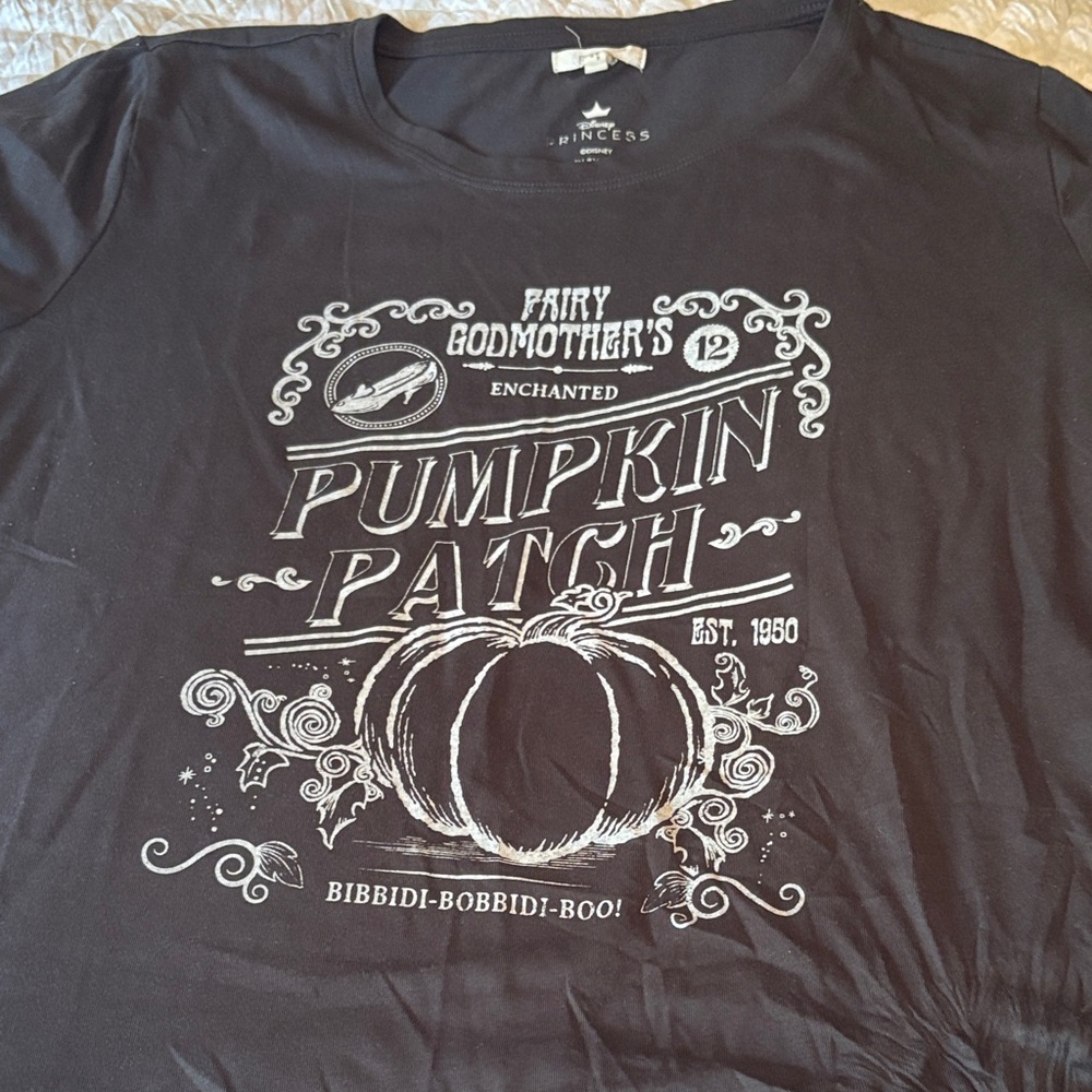 Maurices Black Graphic Short Sleeve Tee